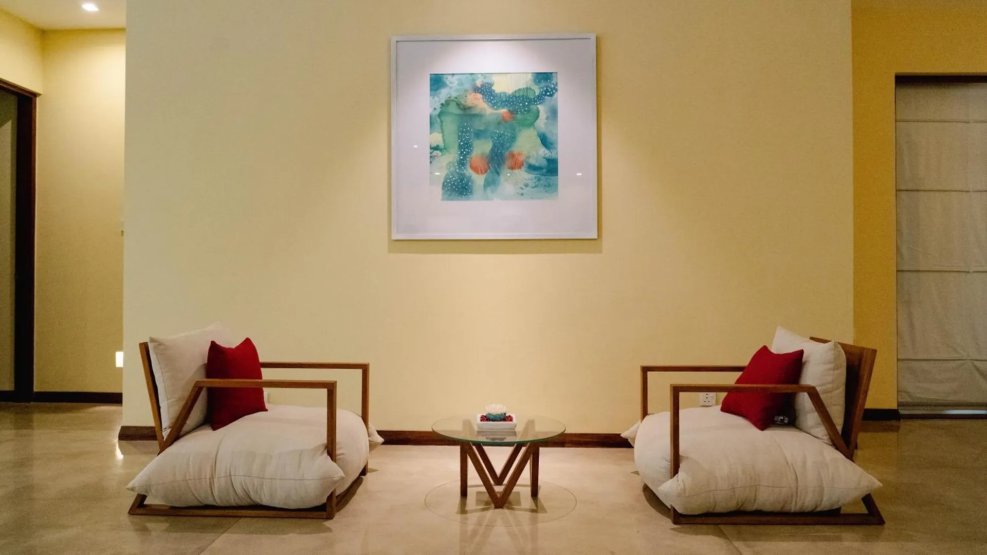 Hotel The Bloom Saffron Negombo 4*,  Sri Lanka