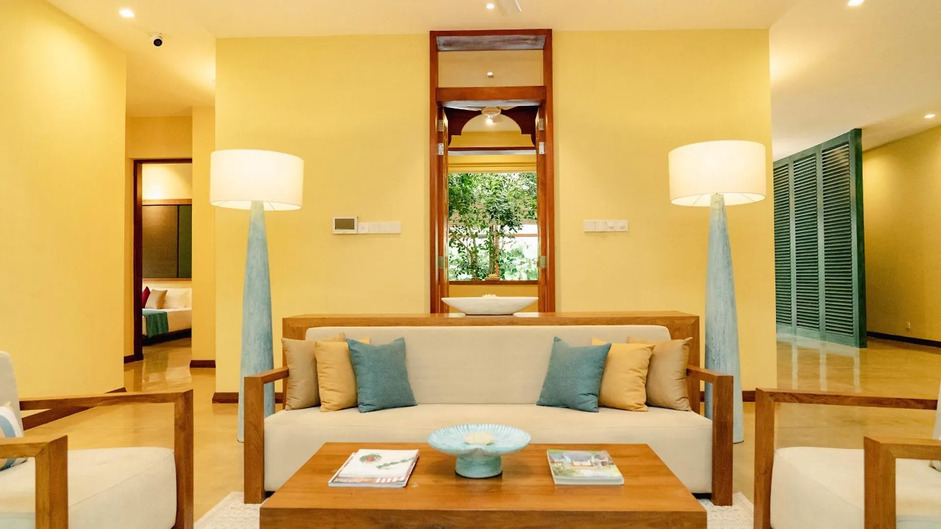 ****  Hotel The Bloom Saffron Negombo Sri Lanka