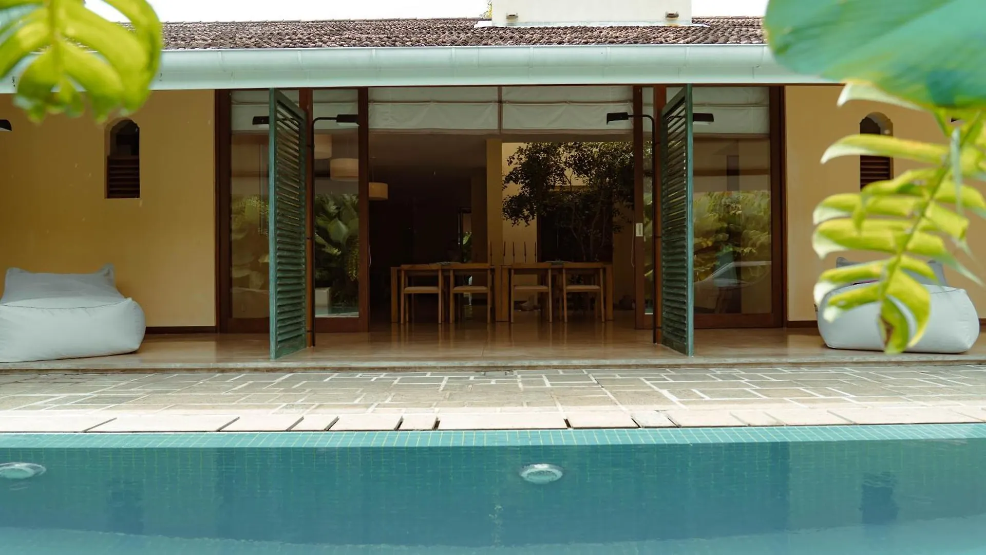 Hotel The Bloom Saffron Negombo